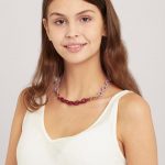 lant cu elemente din bronz si linkuri bordo si violet pastel la gat